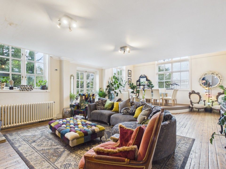 Property photo 3 of 30