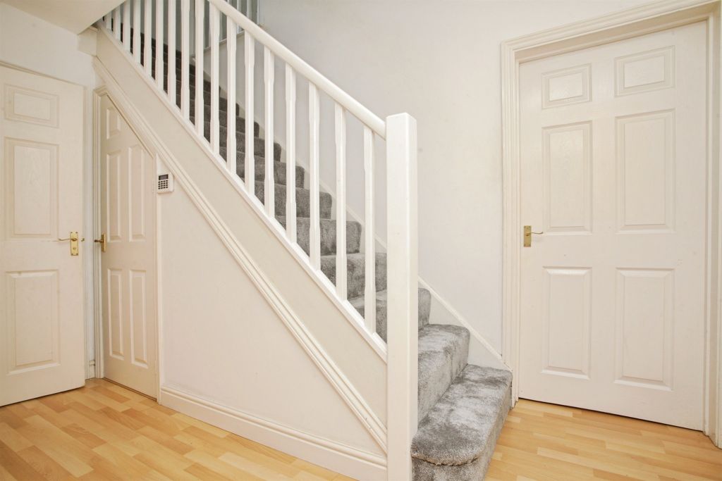 Property photo 3 of 22