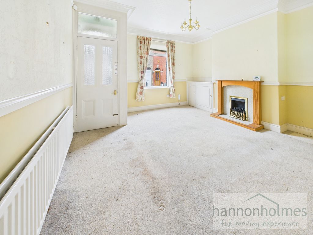 Property photo 3 of 19 Cam05283G0-Pr0133-Still001