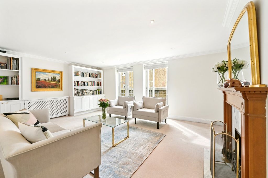 Property photo 2 of 18 Reception Room