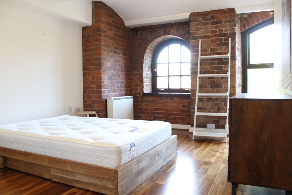 Property photo 3 of 18 Img_32119_5_Original.Jpg