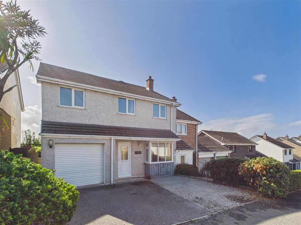 Property photo 1 of 33