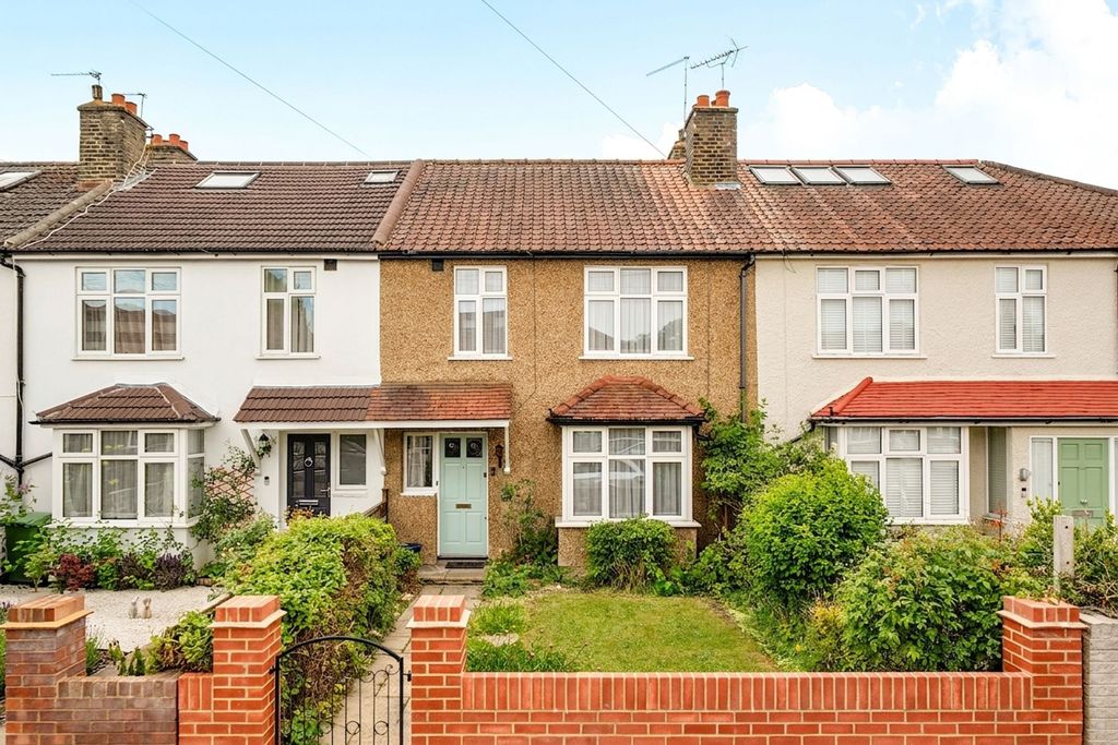 Property photo 1 of 18