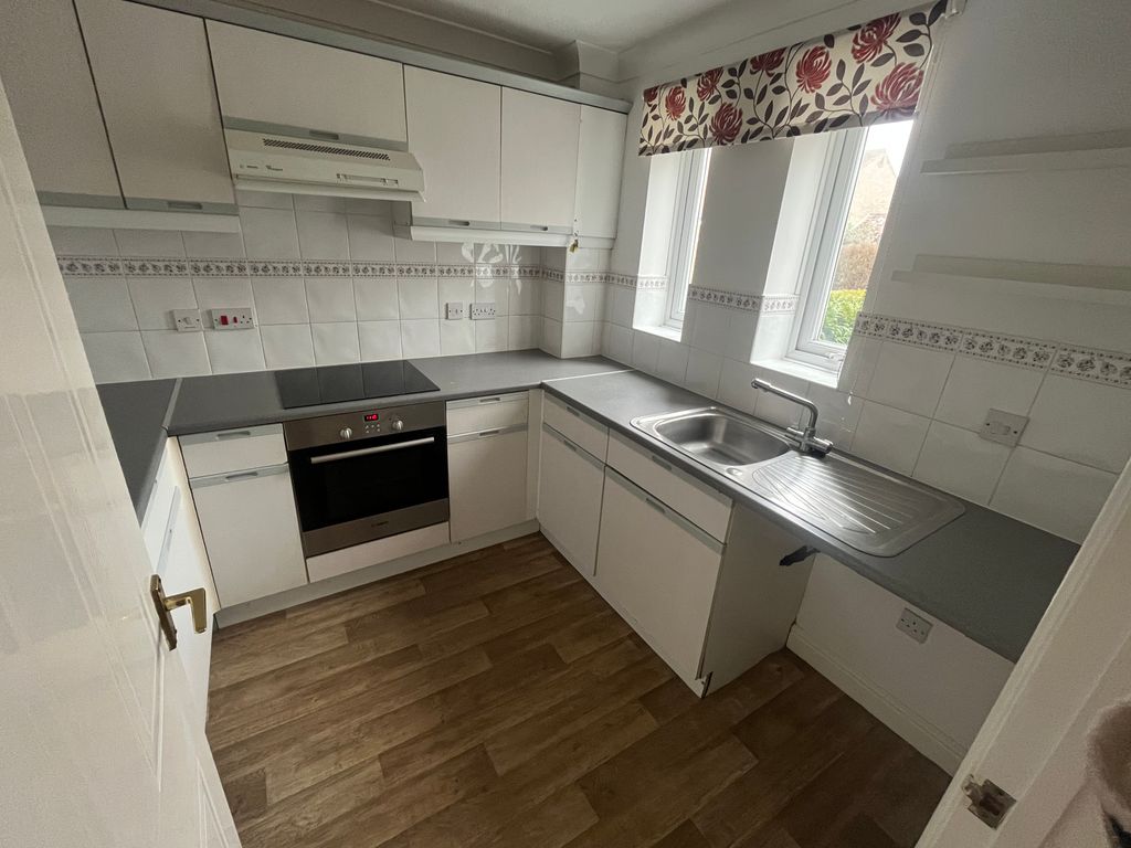 Property photo 2 of 8 Img_1943