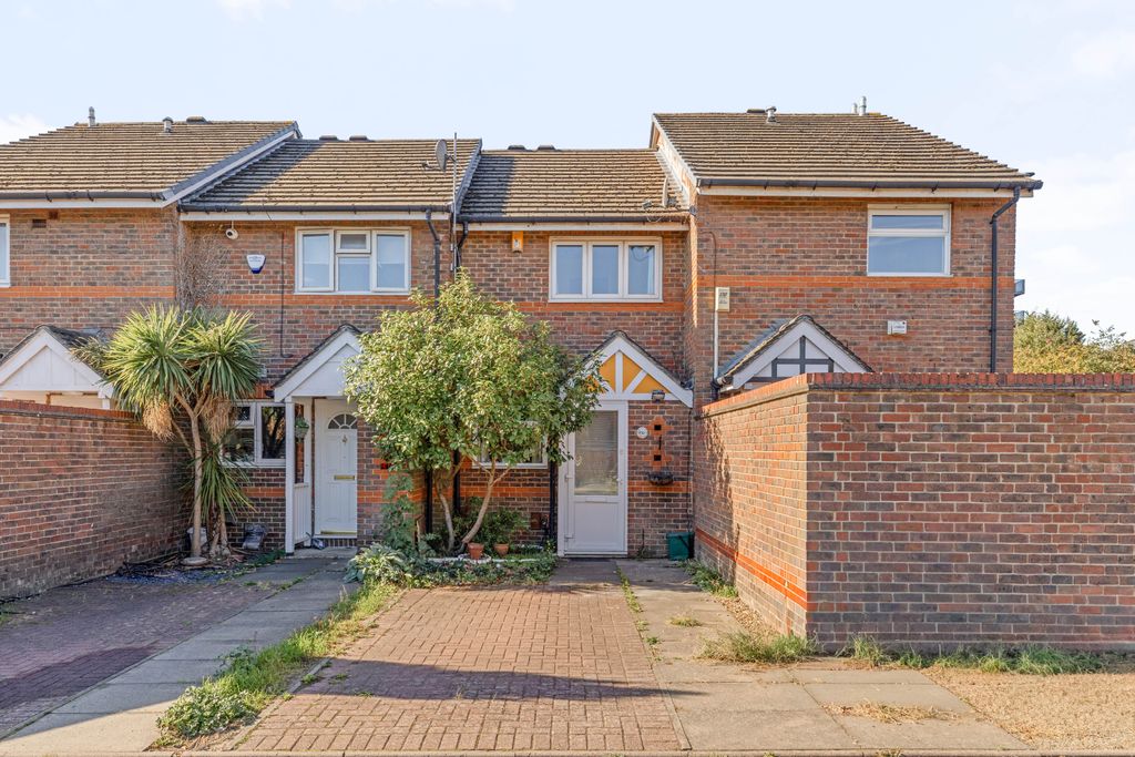 Property photo 1 of 11