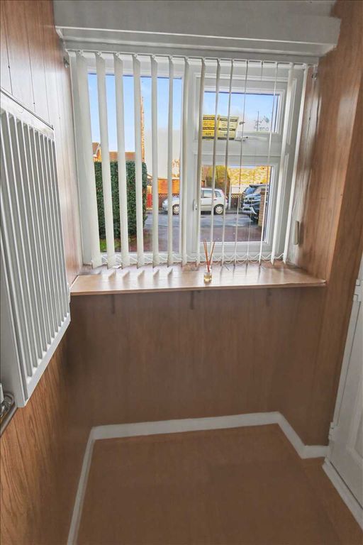 Property photo 2 of 26 Entrance Porch