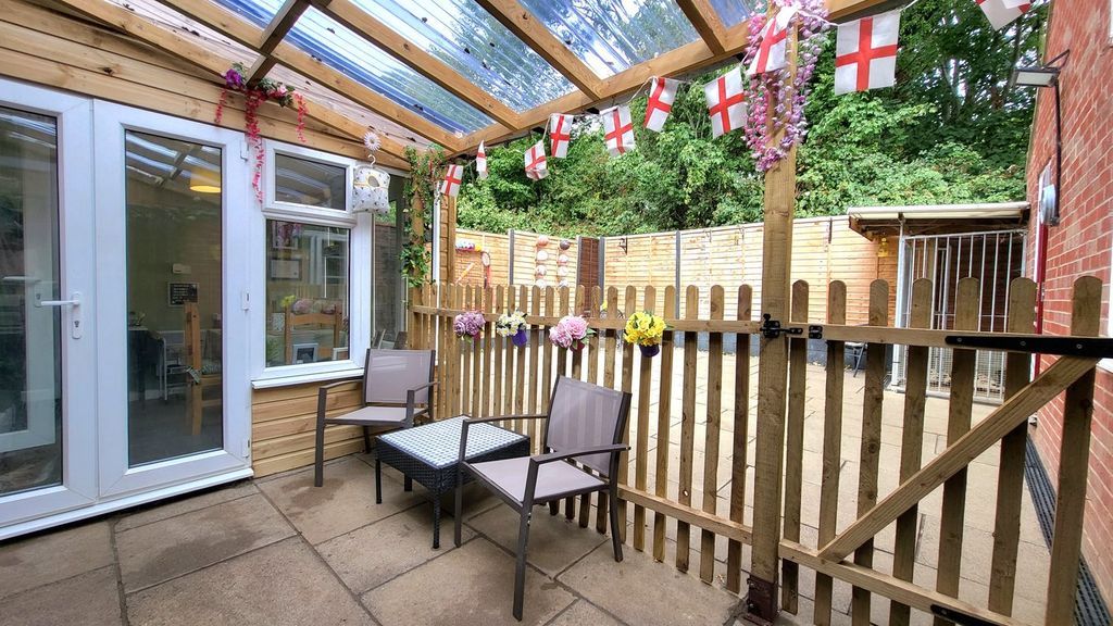 Property photo 3 of 24