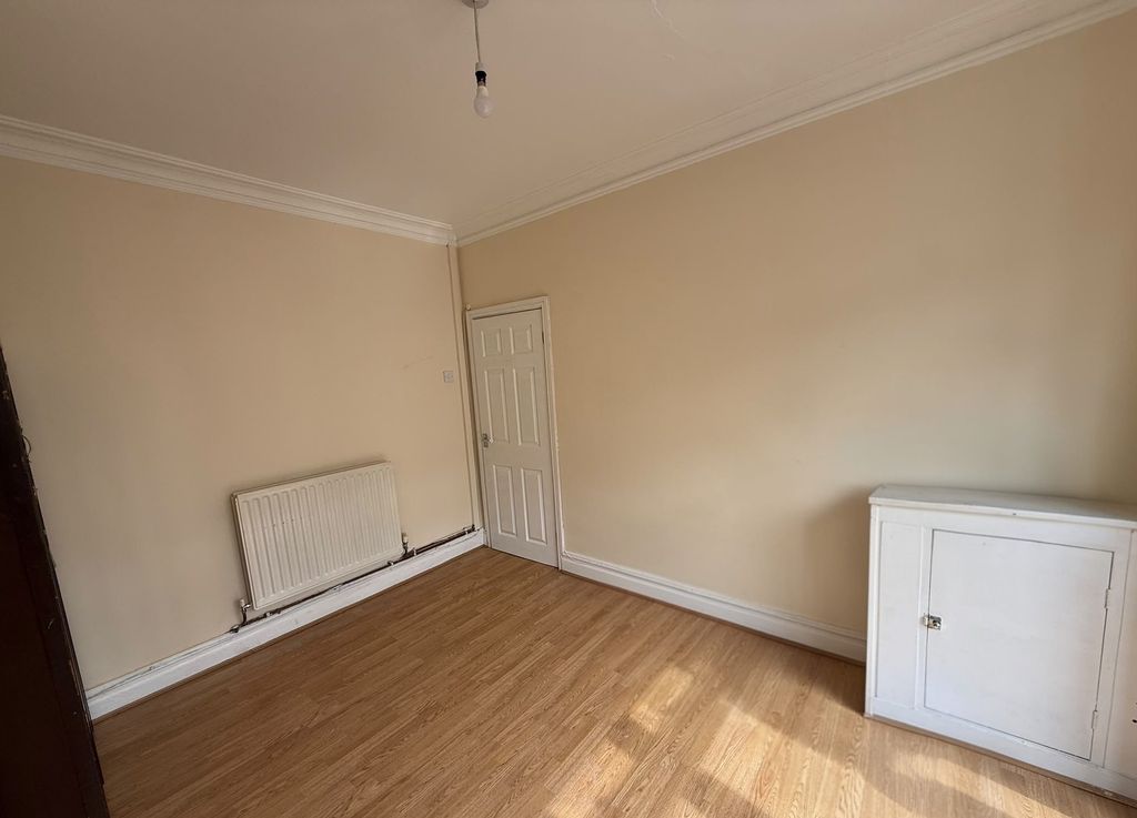 Property photo 3 of 3