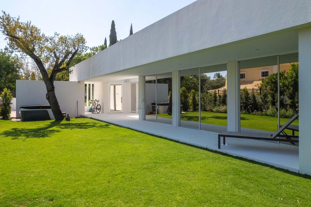 Property photo 1 of 27