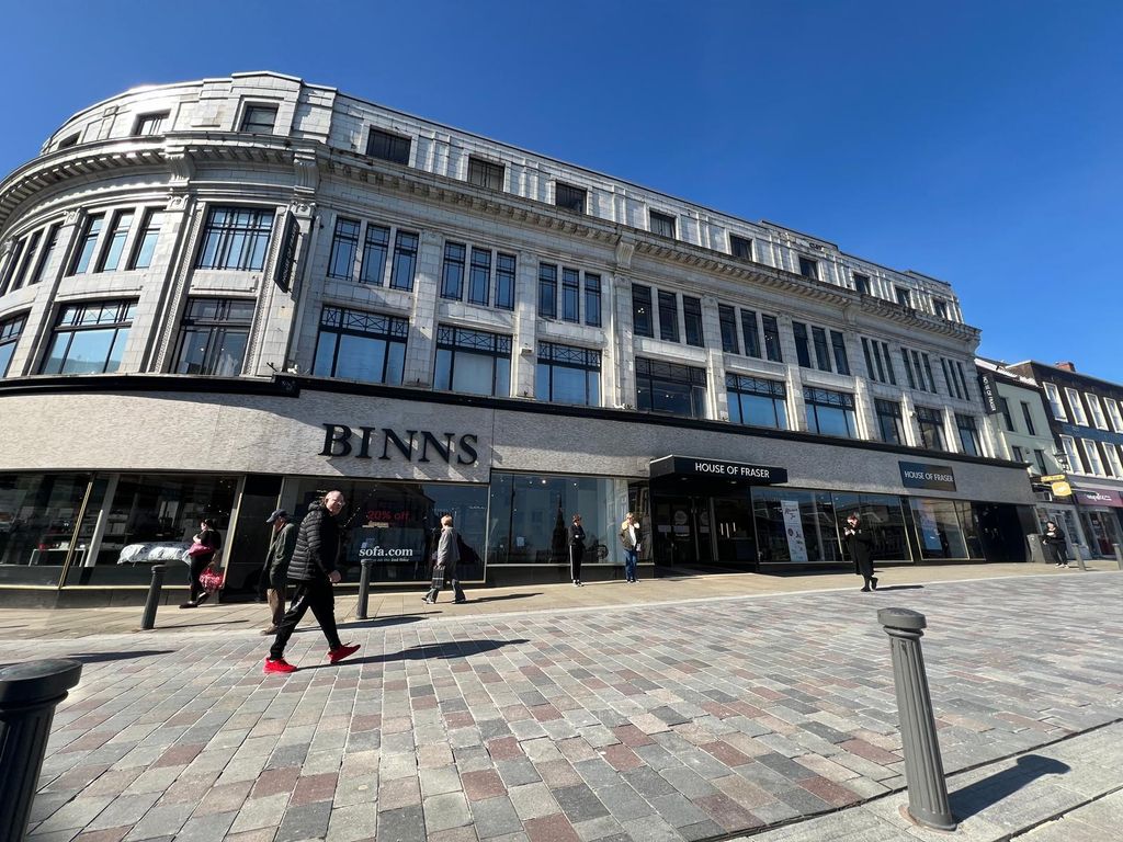 Property photo 2 of 9