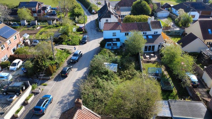 Property photo 3 of 4