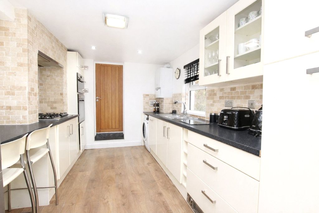 Property photo 2 of 20 Picture 2