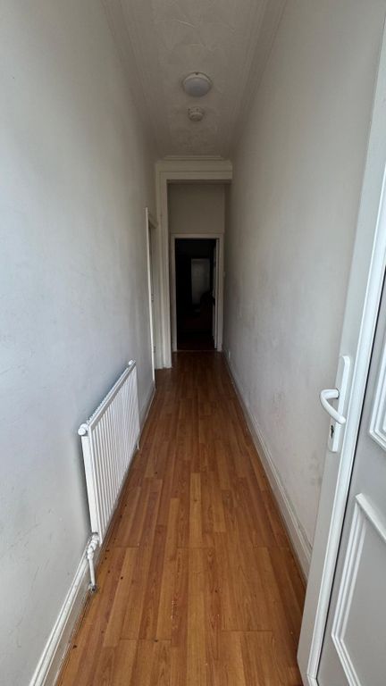 Property photo 2 of 16 Fd69A11E-0986-4257-8Dbd-2dc5Cba7d5Ed