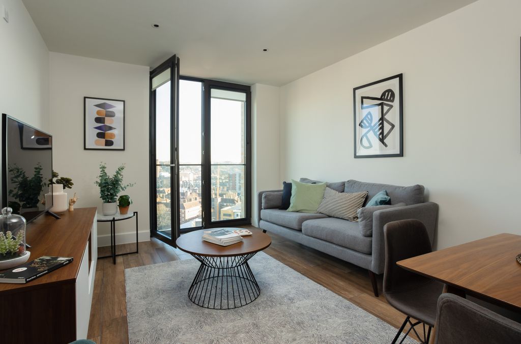 Property photo 2 of 7