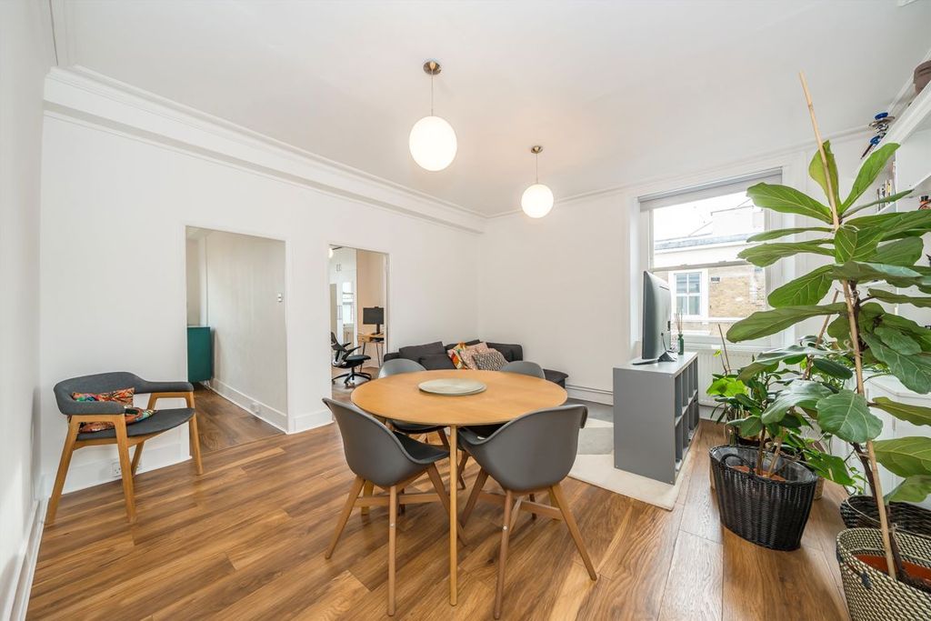 Property photo 3 of 5