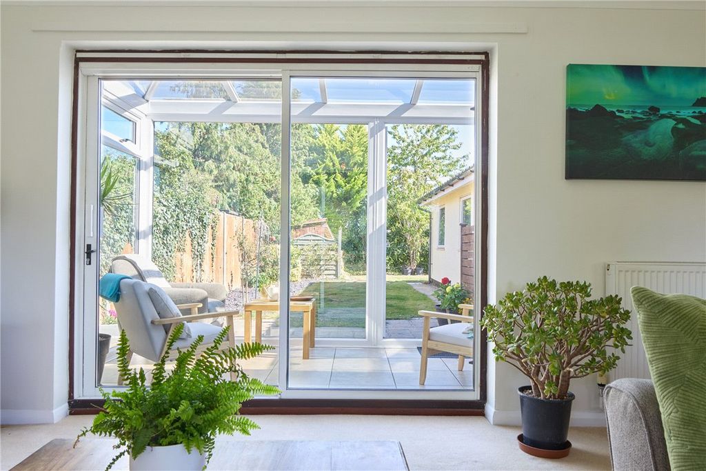 Property photo 3 of 18 Picture No. 23