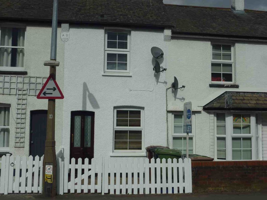Property photo 1 of 8