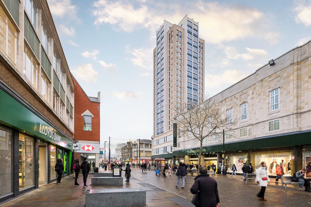 Property photo 3 of 19