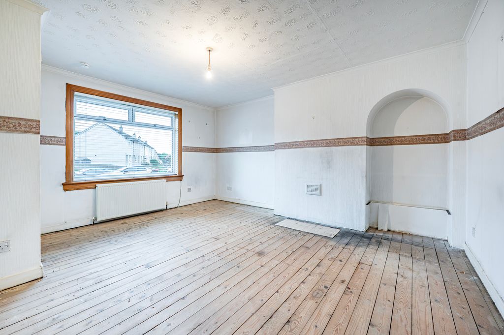 Property photo 2 of 26