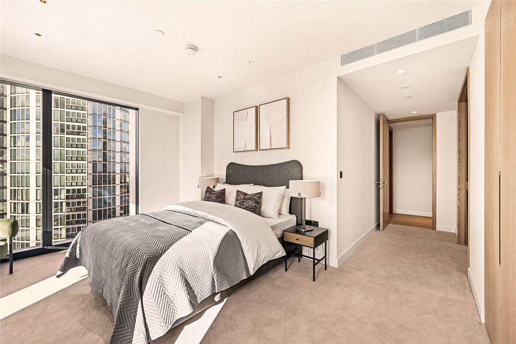 Property photo 3 of 21 Picture No. 23