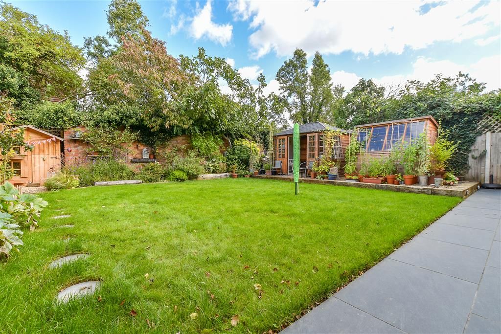 Property photo 2 of 12 Rear Garden