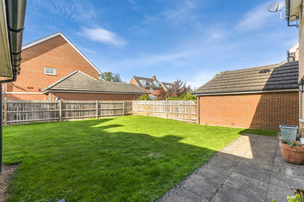 Property photo 1 of 25