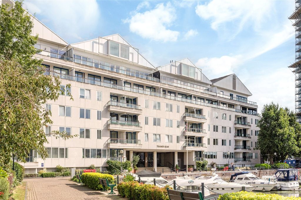 Property photo 1 of 20 Thames Quay