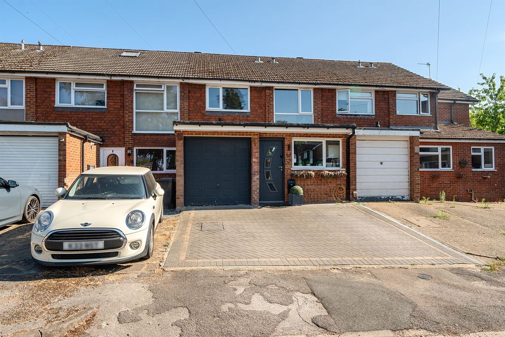 Property photo 1 of 12