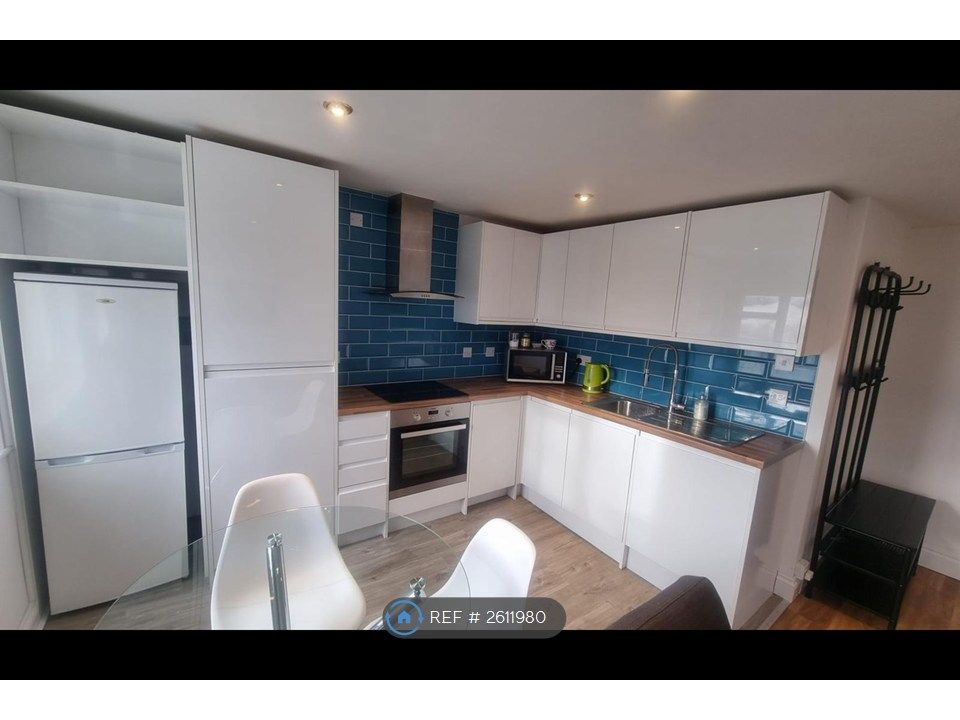 Property photo 3 of 13 Kitchen/Dining