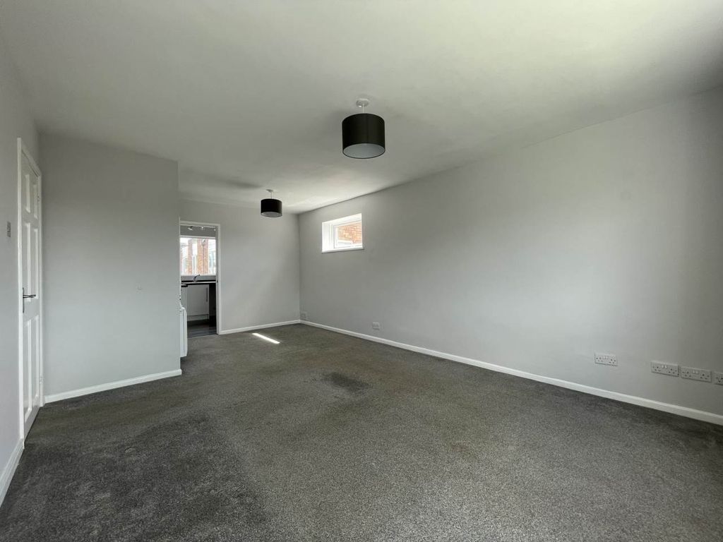 Property photo 3 of 10 Lounge Diner 2