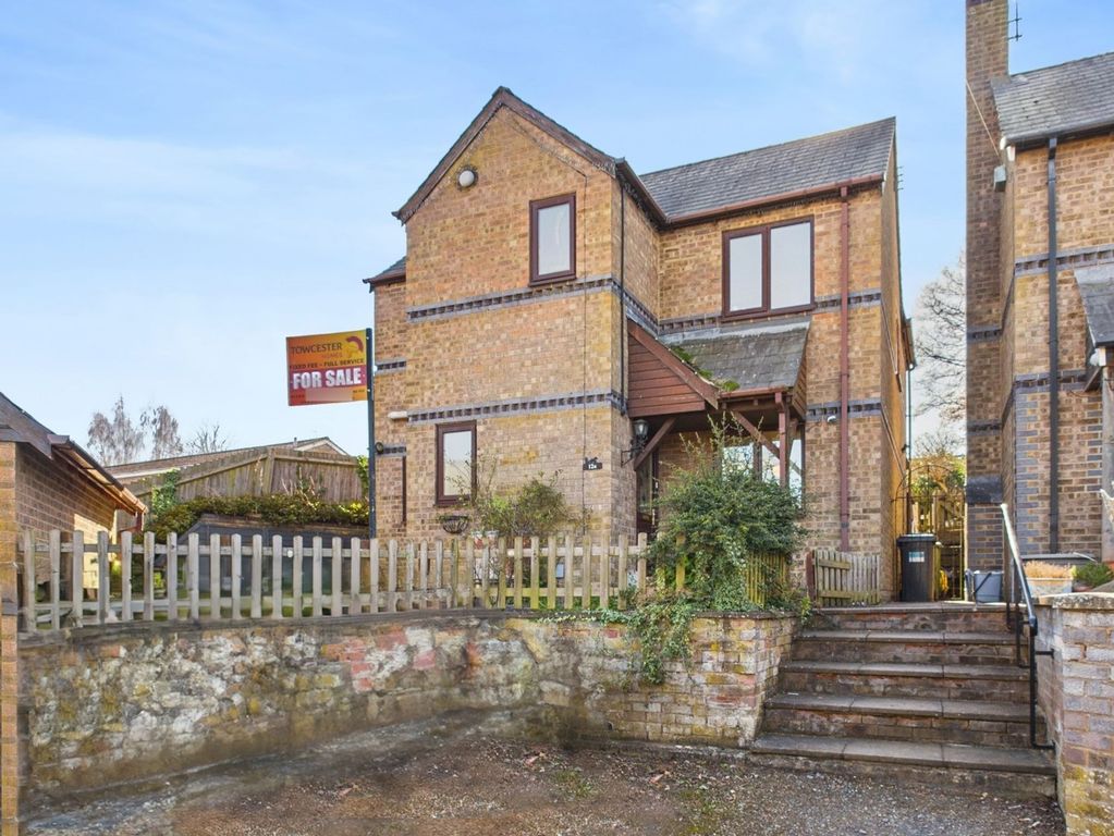 Property photo 1 of 30