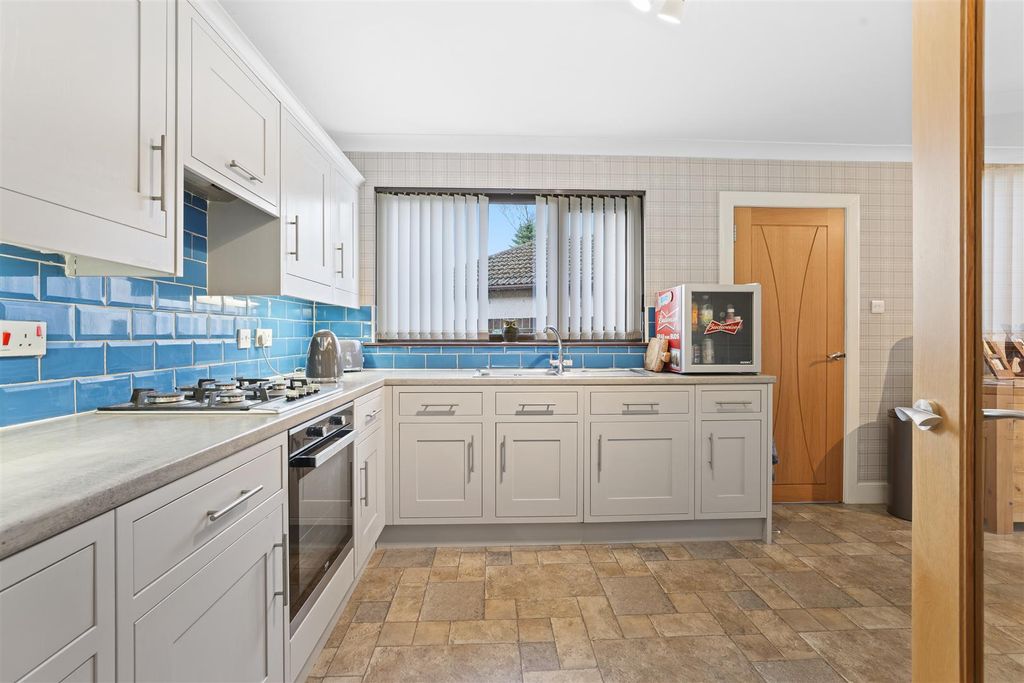 Additional image 5 of 3 bed detached bungalow for sale1 Bleachers Way, Huntingtowerfield, Perth, Perthshire PH1