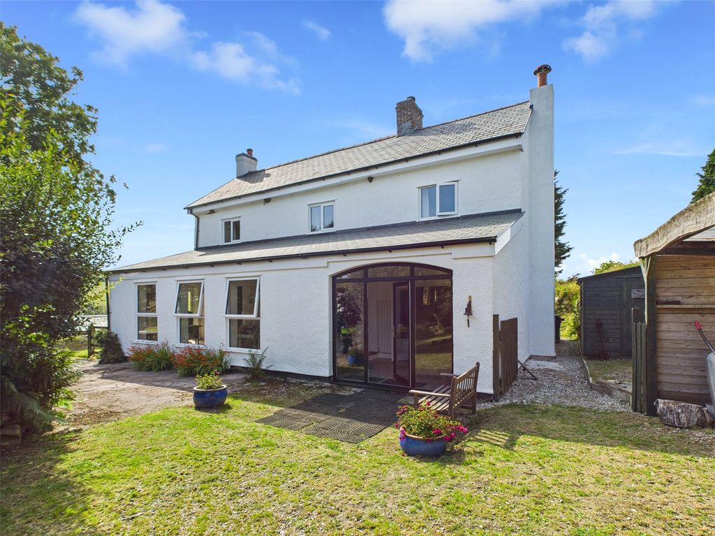 Property photo 1 of 34 Picture No. 41