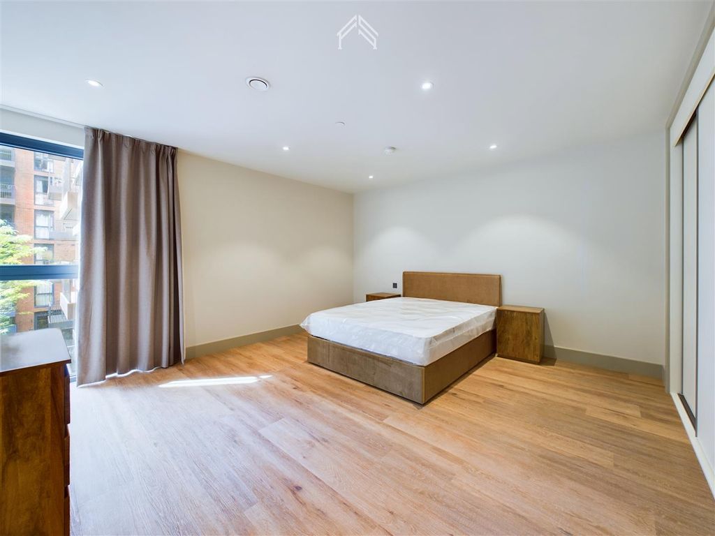 Property photo 2 of 14 2.Jpg