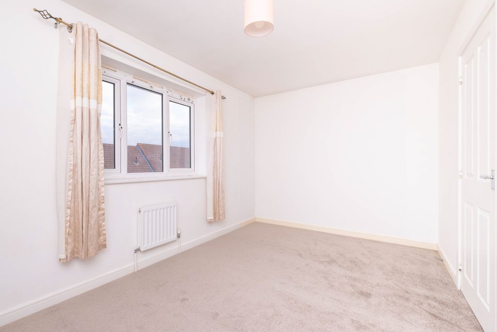 Property photo 3 of 9 Picture No. 20