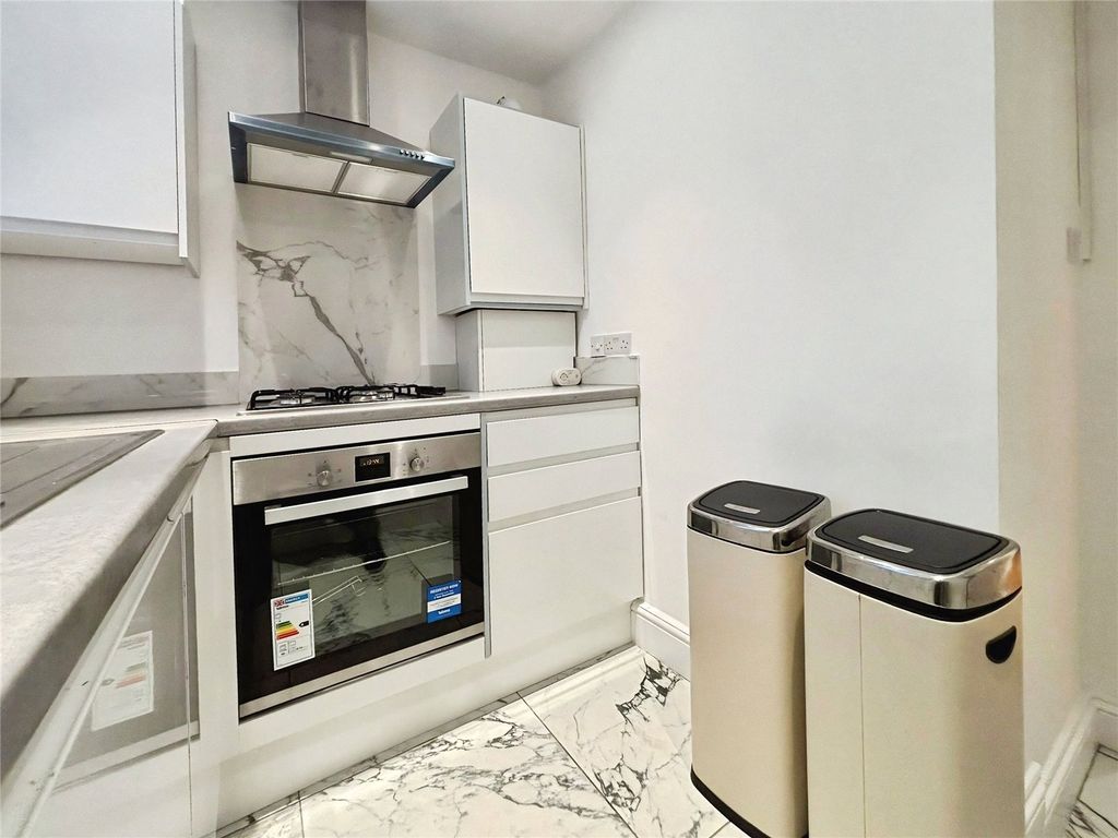 Property photo 3 of 12 Kitchen