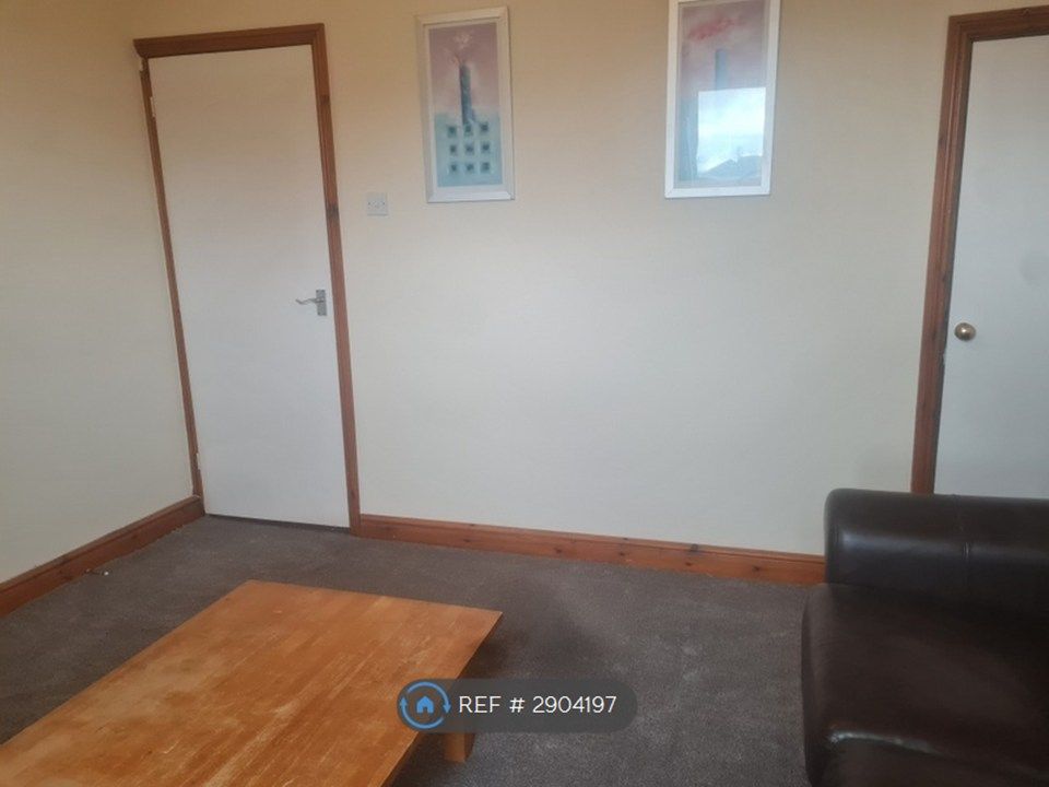 Property photo 3 of 5 Lounge Reverse With Storage Areas