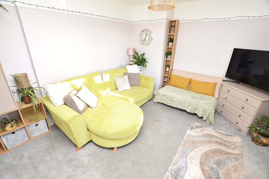 Property photo 2 of 10 2 - Picture No. 10