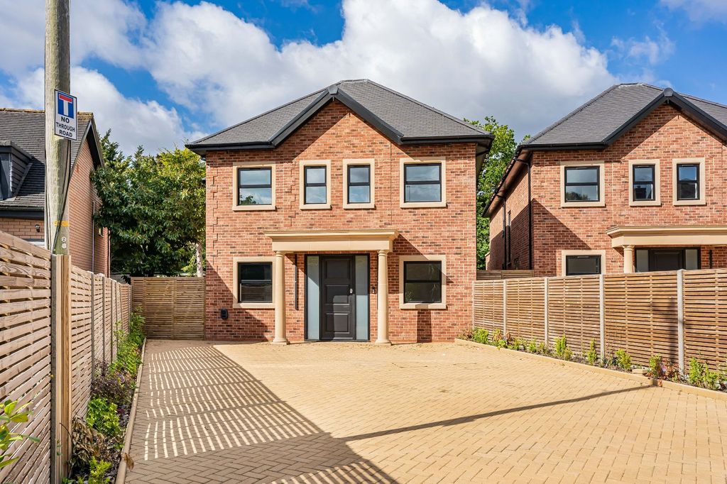Property photo 1 of 43 Picture No. 40