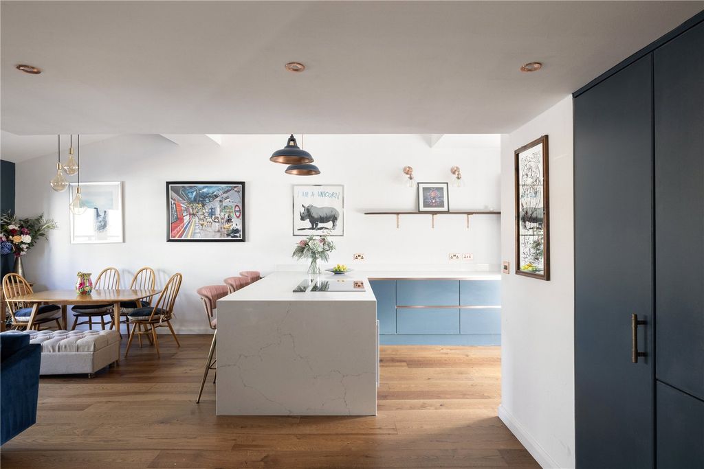 Property photo 1 of 29 Picture No. 22