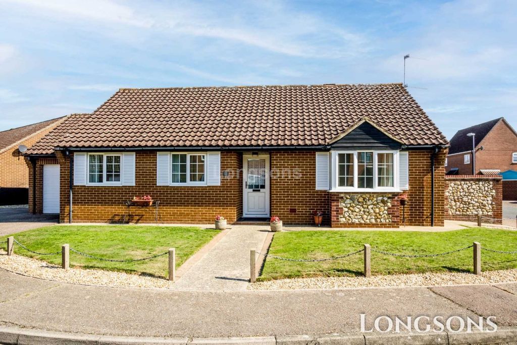 Property photo 1 of 16