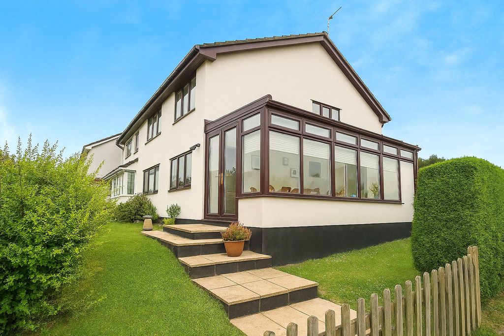 Property photo 1 of 17 Picture No. 20