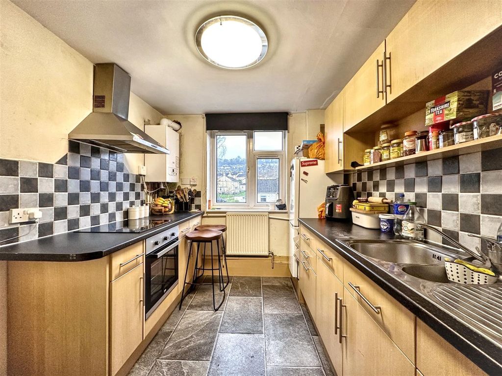 Property photo 3 of 7 Img_2329.Jpg