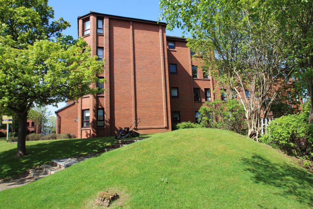 Property photo 2 of 14 External
