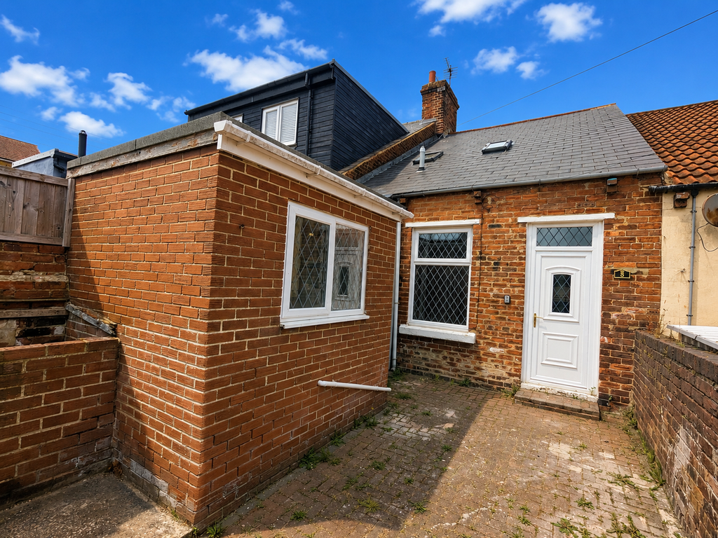 Property photo 2 of 12