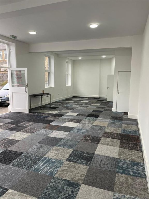 Property photo 2 of 9 Bright.Jpg