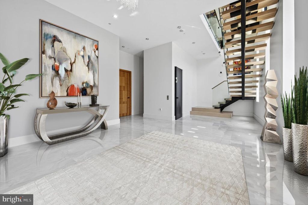 Property photo 3 of 24 <Alttext/>