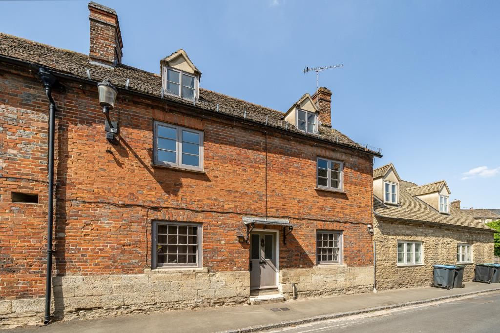 Property photo 2 of 31 External Front