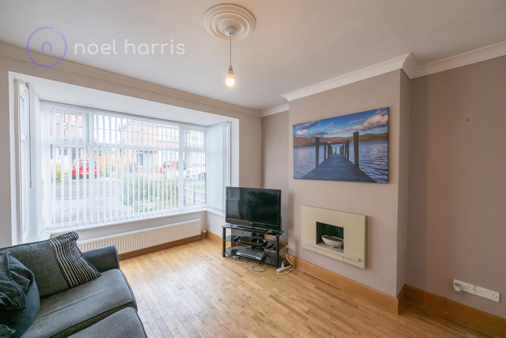 Property photo 3 of 21 Photo 9