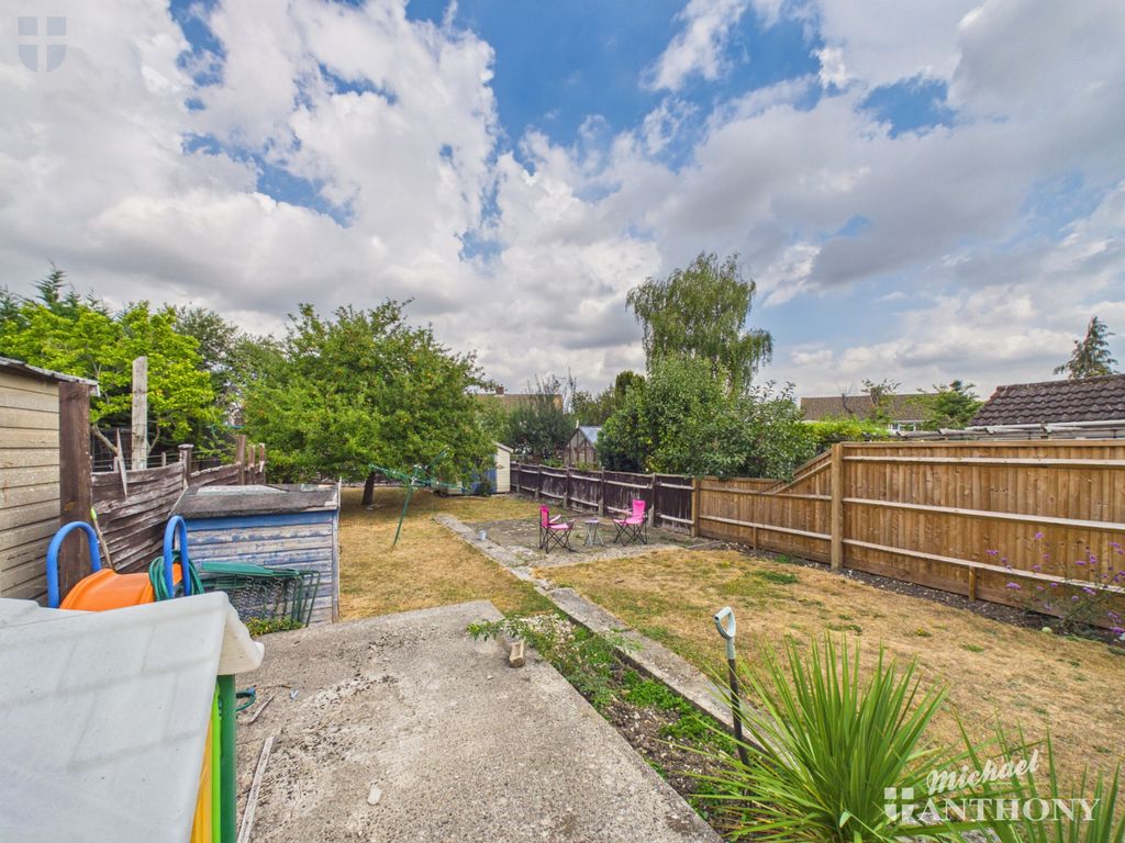 Property photo 3 of 11 Cam03218G0-Pr1148-Still005